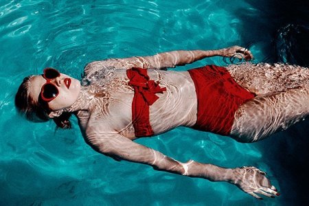 Ana Mulvoy Ten (3).jpg