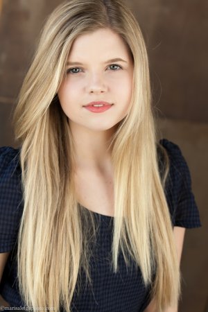 ana-mulvoy-ten (1).jpg