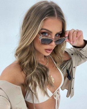 Amanda Strand (4).jpg