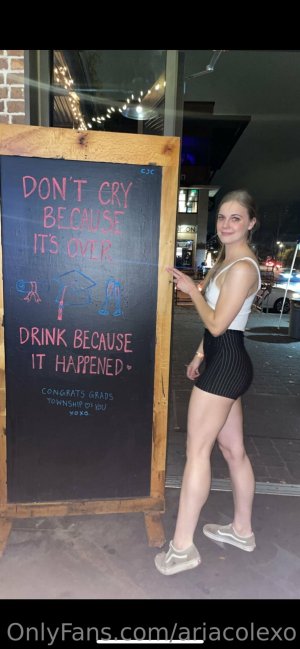 ariacolexo pic (488).jpeg