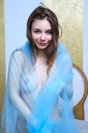 0001-08 thefappeningblog.com.jpg