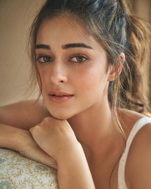 1-ananya-panday-2.jpg