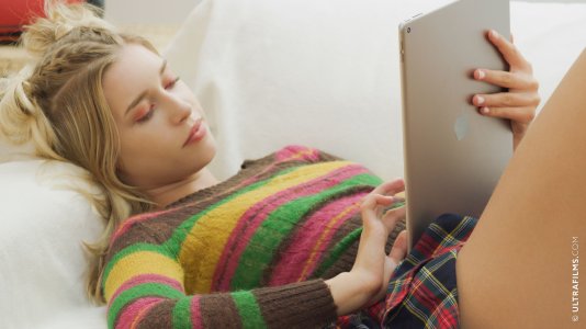 0013-01 thefappeningblog.com.jpg