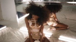 Winnie Harlow 22 thefappeningblog.com.JPG