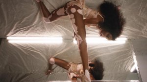 Winnie Harlow 32 thefappeningblog.com.JPG