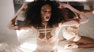 Winnie Harlow 34 thefappeningblog.com.JPG