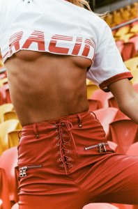 Meredith Mickelson Sexy 2 thefappeningblog.com.jpg