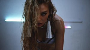 Stella Maxwell Sexy 3 thefappeningblog.com.JPG