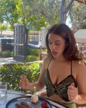 adelaide-kane-1624036.jpg