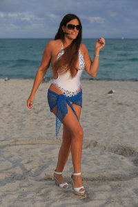 Claudia Romani Sexy 35 thefappeningblog.com.jpg