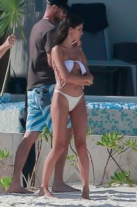 Sara Sampaio 16 thefappeningblog.com.jpg