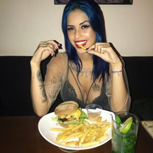 Tati Zaqui 6 thefappeningblog.com.jpg