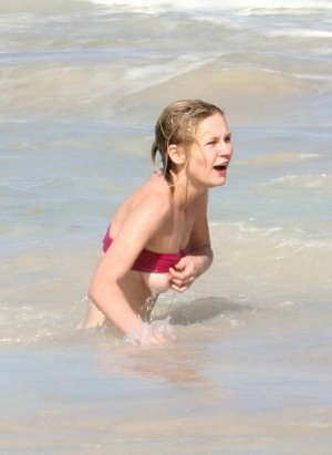 KirstenDunst_oops5.jpg