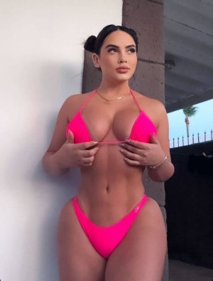 juanitagomez88 (26).jpg