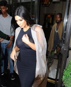 Kim-Kardashian-See-Through-18.jpg