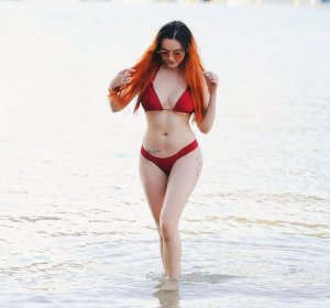 Sarah Goodhart Sexy 1 thefappeningblog.com.jpg