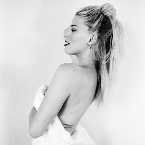 Amber Heard Topless 2.jpg