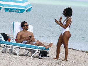 Rachel Lindsay 18 thefappeningblog.com.jpg