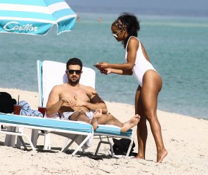 Rachel Lindsay 20 thefappeningblog.com.jpg