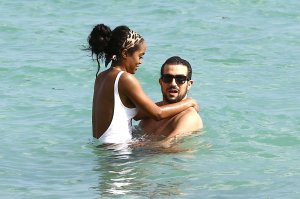 Rachel Lindsay 51 thefappeningblog.com.jpg