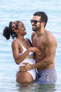 Rachel Lindsay 90 thefappeningblog.com.jpg