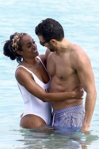 Rachel Lindsay 85 thefappeningblog.com.jpg