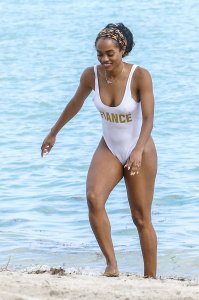 Rachel Lindsay 87 thefappeningblog.com.jpg