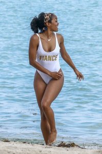 Rachel Lindsay 97 thefappeningblog.com.jpg