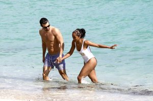 Rachel Lindsay 75 thefappeningblog.com.jpg