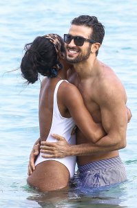 Rachel Lindsay 92 thefappeningblog.com.jpg