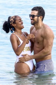 Rachel Lindsay 79 thefappeningblog.com.jpg