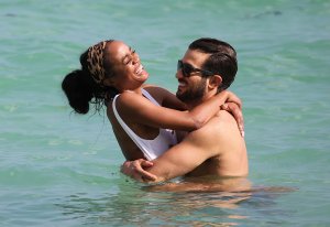 Rachel Lindsay 142 thefappeningblog.com.jpg