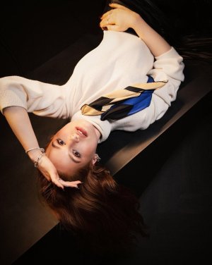 Madelaine Petsch Flaunt Magazine 08.jpg