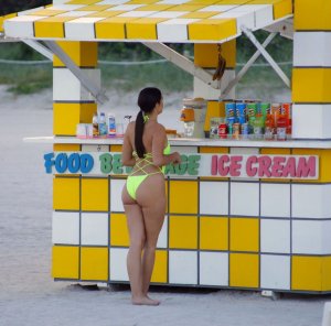 Tao Wickrath 8 thefappeningblog.com.jpg