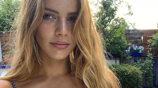 0-Alejandra Onieva.jpg