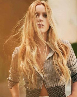 Alejandra Onieva (2).jpg