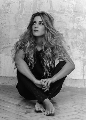 Alejandra Onieva (4).jpg