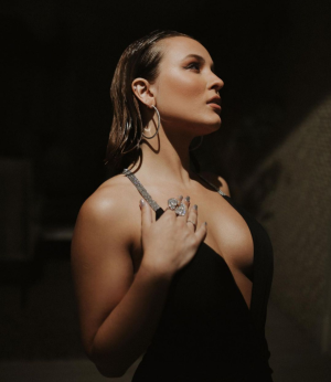 Larissa Manoela (2).png