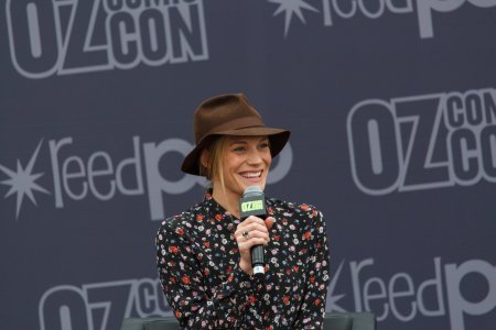 Katee-Sackhoff-HQCelebrities.com (298).jpg