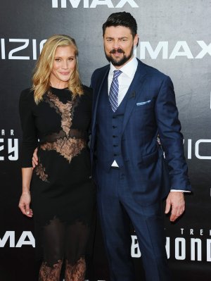 Katee-Sackhoff-HQCelebrities.com (331).jpg