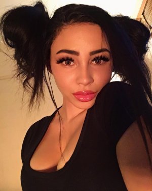 sophiesierra98 - Brk5smigG6H.jpg