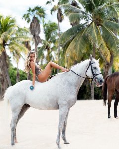 Celeste Bright Nude & Sexy 4 thefappeningblog.com.jpg