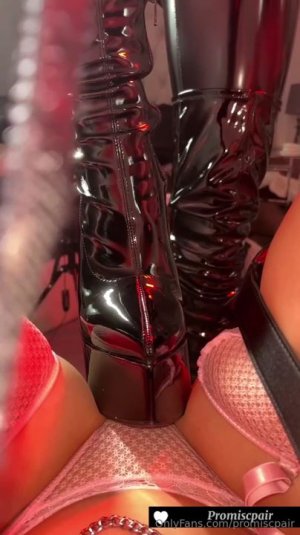 PromiscuousPair OnlyFans-05.mp4_000003060.jpg