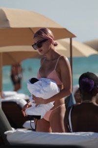 Hailey Baldwin Sexy 14 - The Fappening Blog.jpg