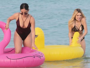 Lele Pons & Inanna Sarkis Sexy 9 - The Fappening Blog.jpg