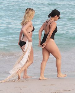 Lele Pons & Inanna Sarkis Sexy 14 - The Fappening Blog.jpg