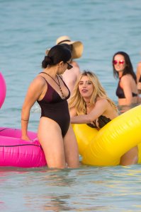 Lele Pons & Inanna Sarkis Sexy 32 - The Fappening Blog.jpg