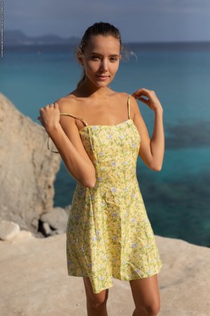 0002-02 thefappeningblog.com.jpg