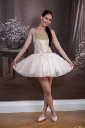 0004-01 thefappeningblog.com.jpg