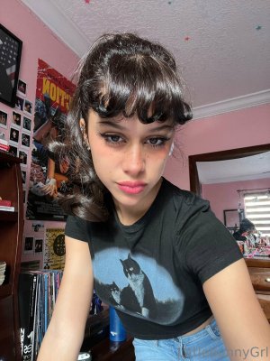 littlebunnygrl pic (1).jpg